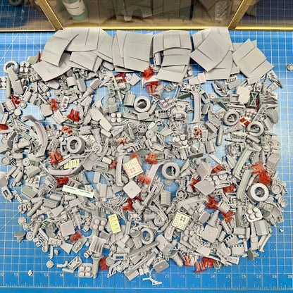 Garage Clutter - Parts for Diorama Display 1/24 1/25