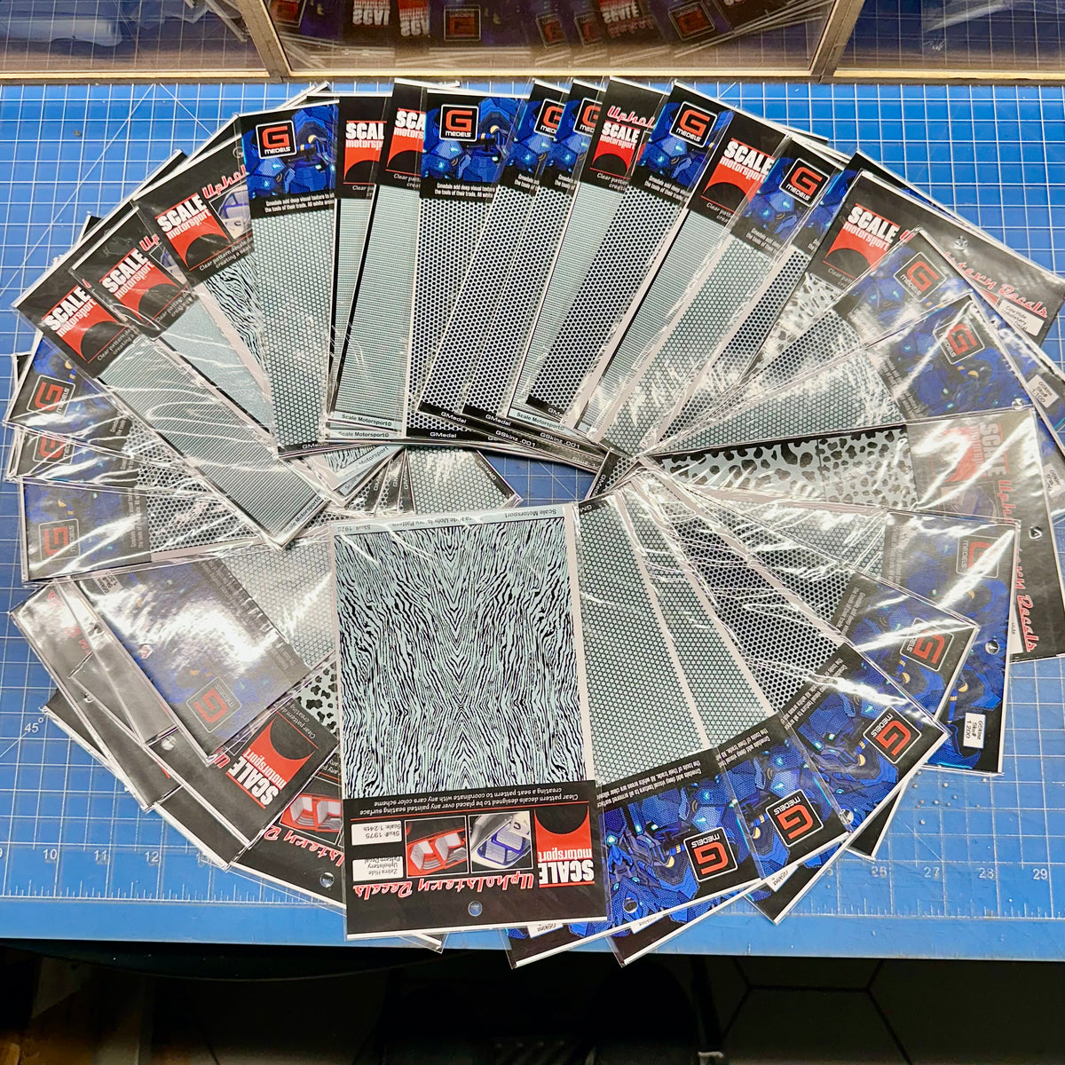 1 Random Decal Set - Scale Motorsport