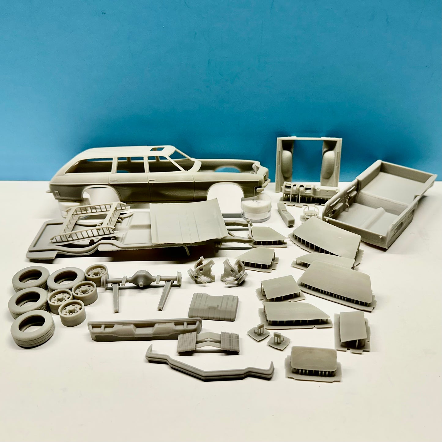 1973 Oldsmobile Vista Cruiser Station Wagon 3D Printed Resin Model Kit KED
