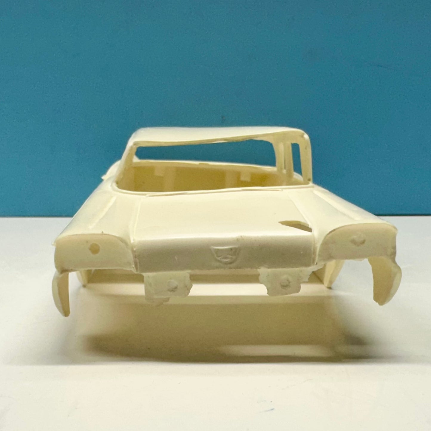 1959 Ford Custom 300 Business Sedan Cast Resin Model Kit KED