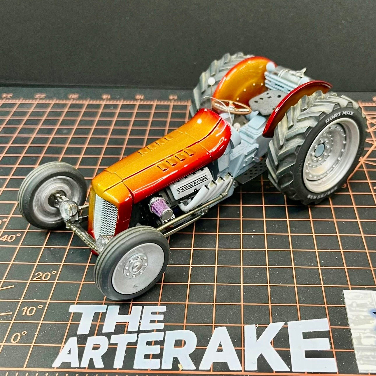 Custom Ford 8N Tractor Kit 1/25 - 15% OFF