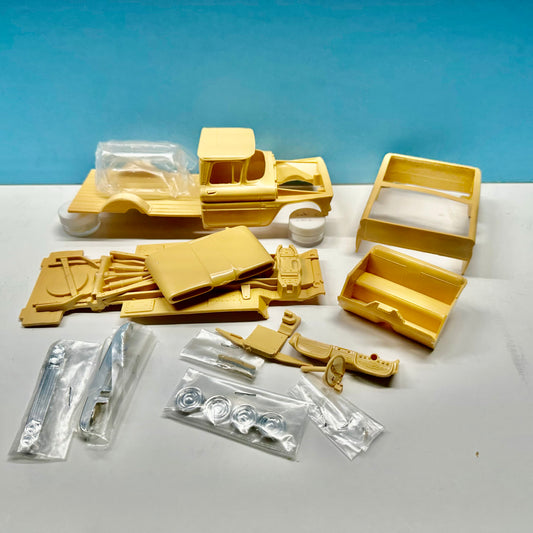 1960 Chevy Pickup Truck Cast Resin Model Kit KED