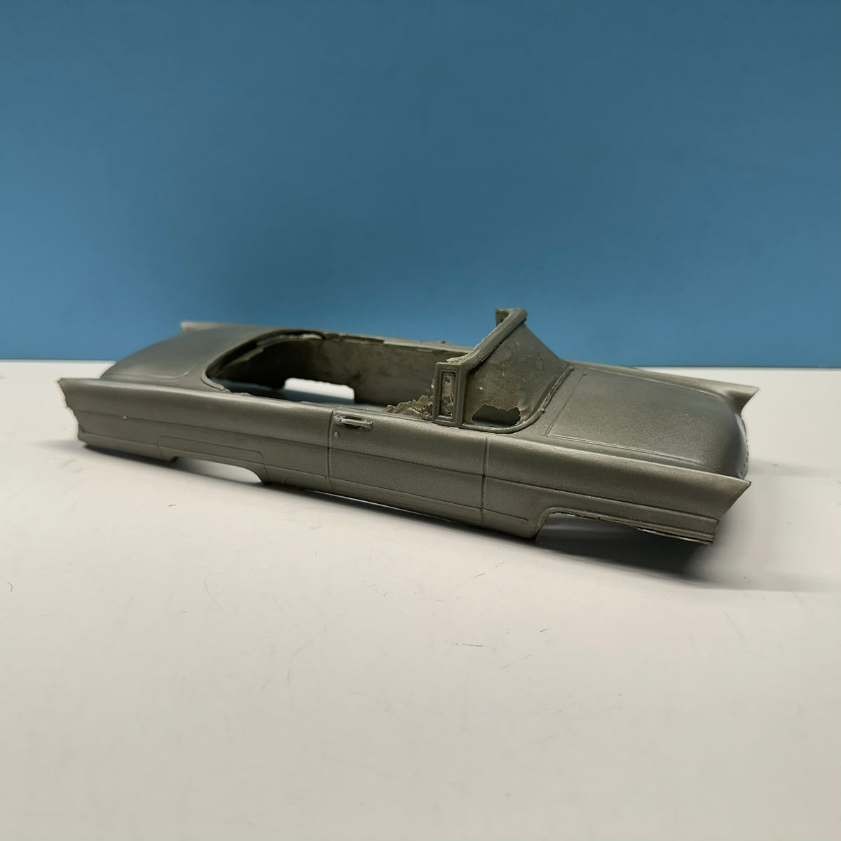 1964 Lincoln Convertible Miller Cast Resin Model Kit KED