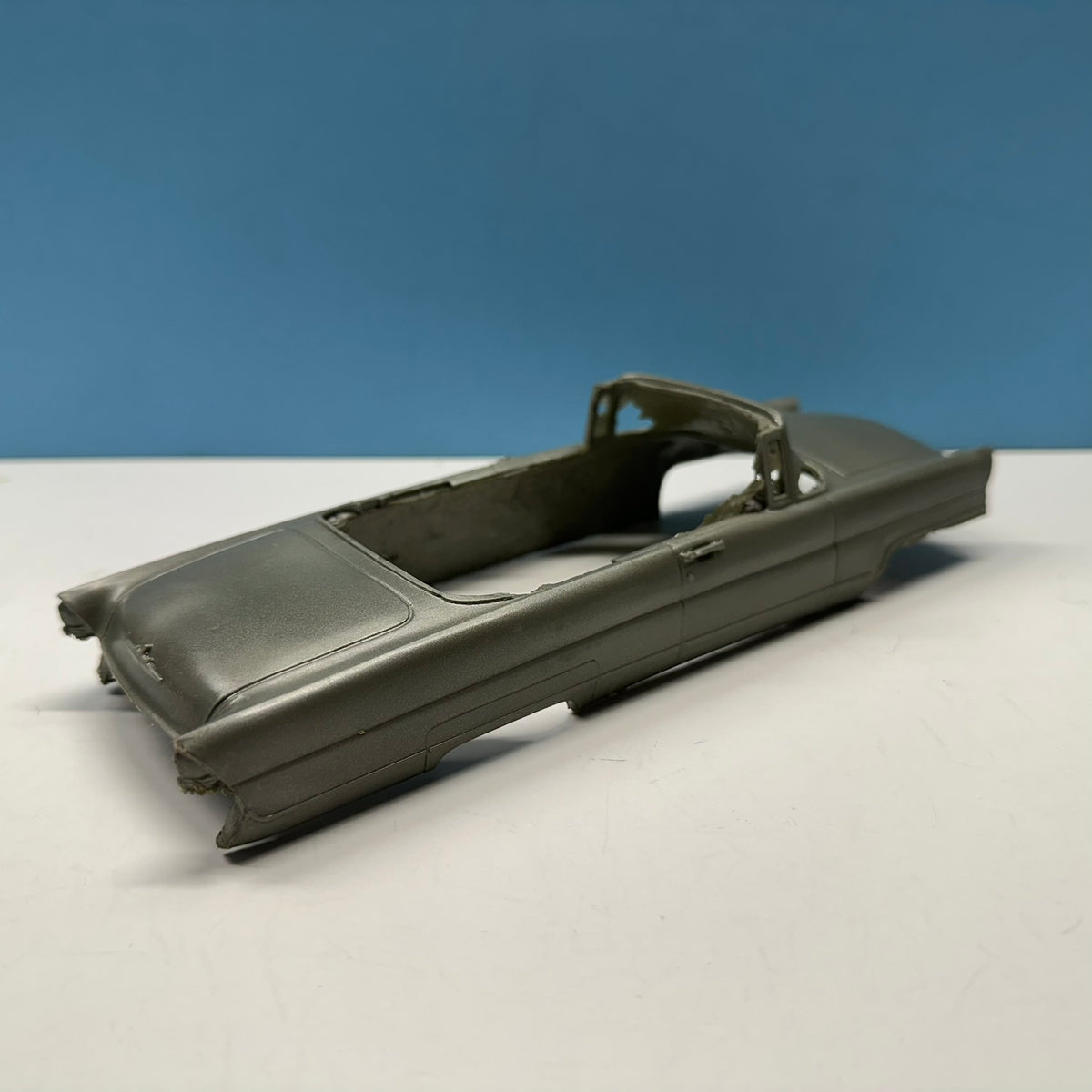 1964 Lincoln Convertible Miller Cast Resin Model Kit KED