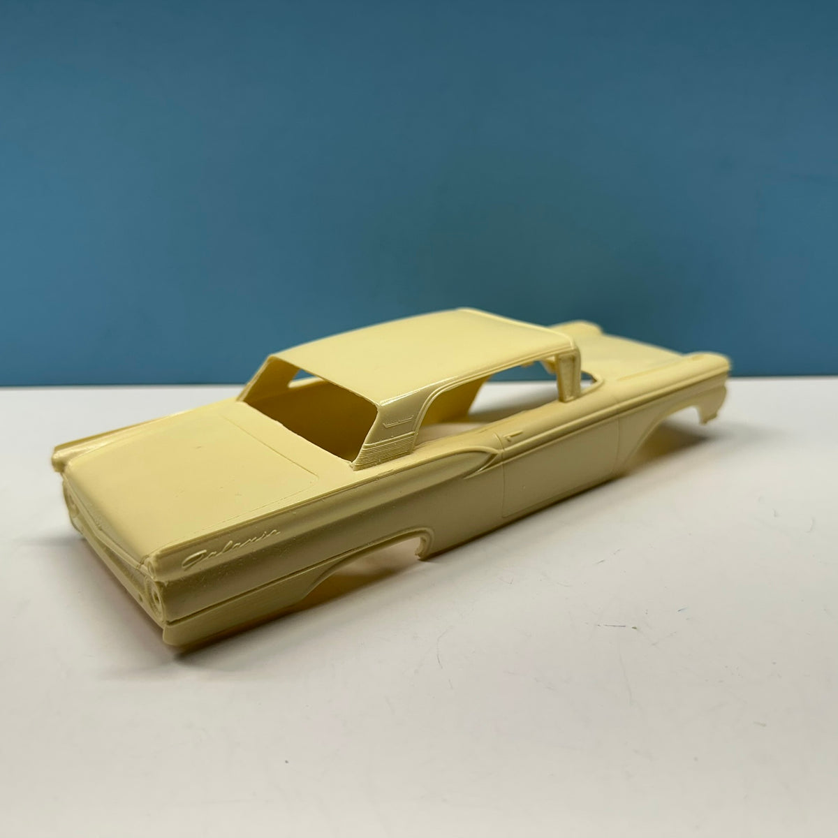 1959 Ford Galaxie Hardtop 2 Dr Cast Resin Model Kit KED
