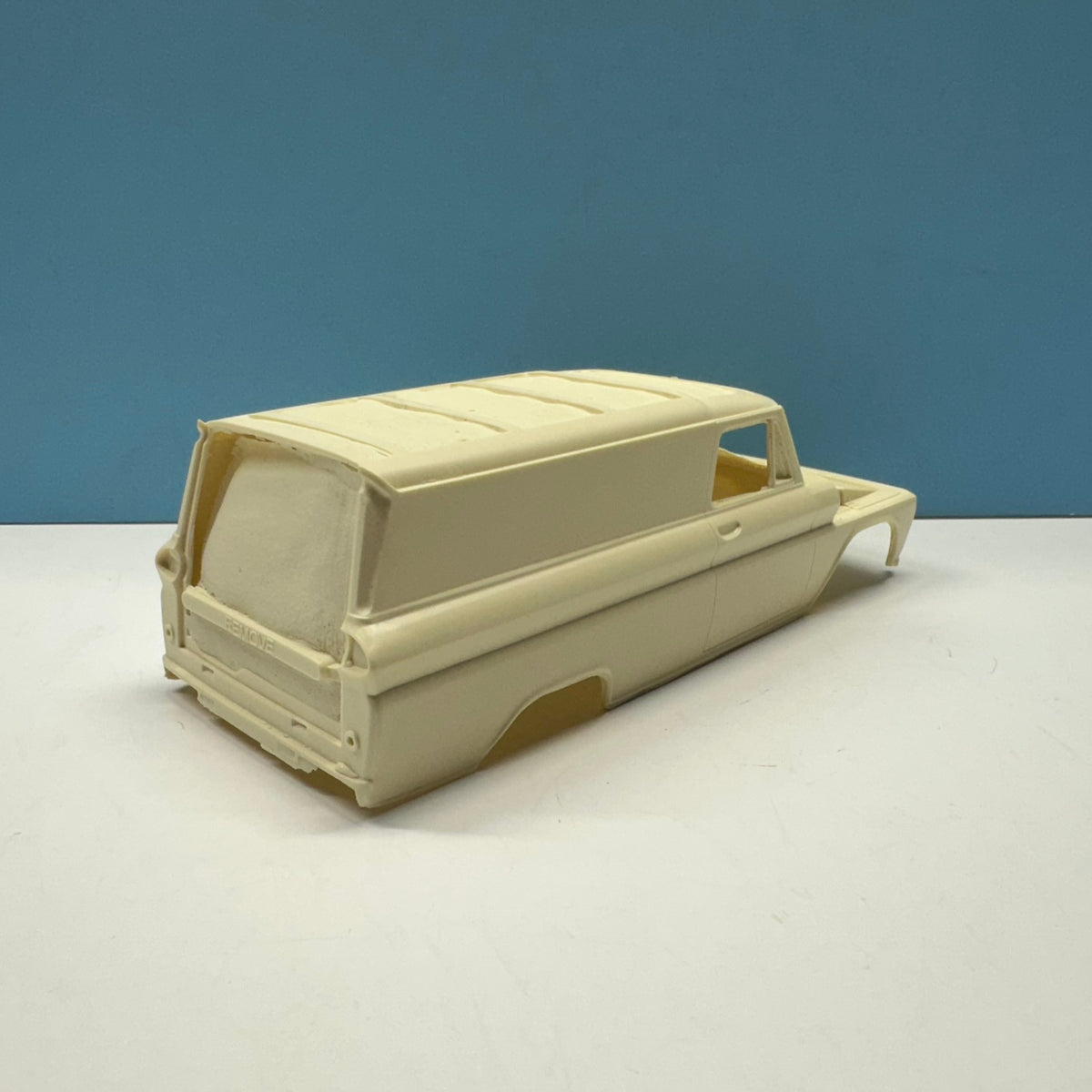 1966 Chevy Panel Truck Cast Resin Model Kit KED