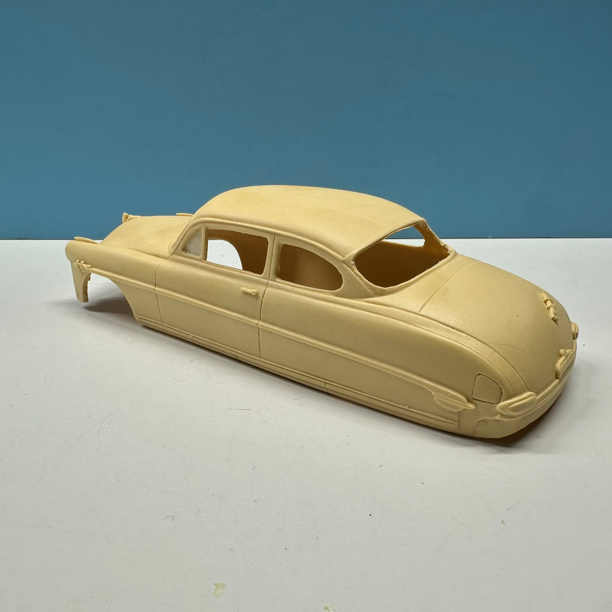 1952 Hudson Hornet Cast Resin Model Kit KED