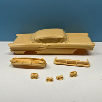 1958 Pontiac Hardtop Cast Resin Model Kit KED