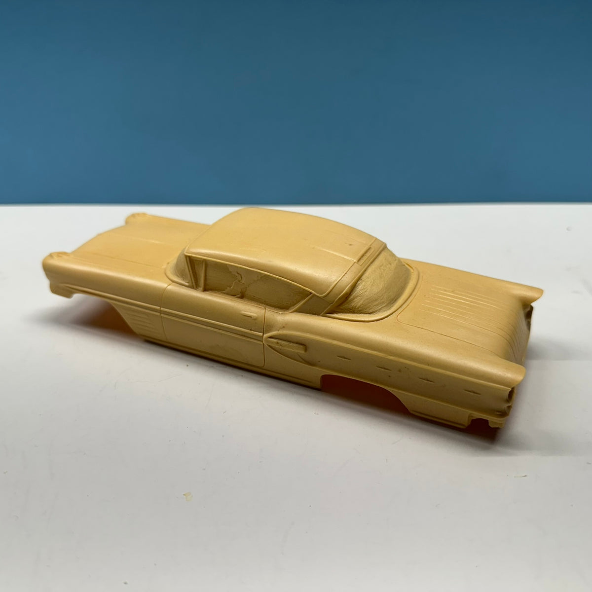 1958 Pontiac Hardtop Cast Resin Model Kit KED