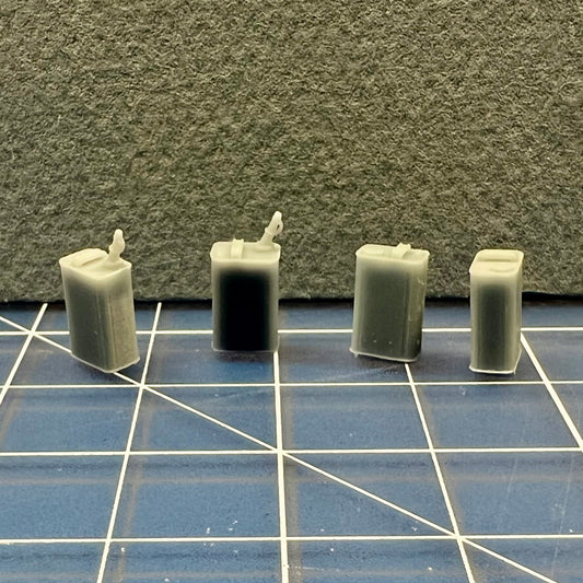 Set of 4 One Gallon Cans for Diorama 1/24 1/25