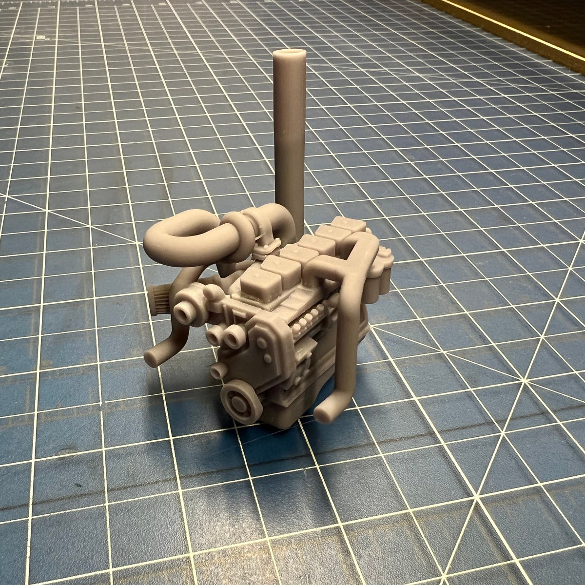 Twin Turbo Cummins 5.9 6BT 12v Engine 1/25