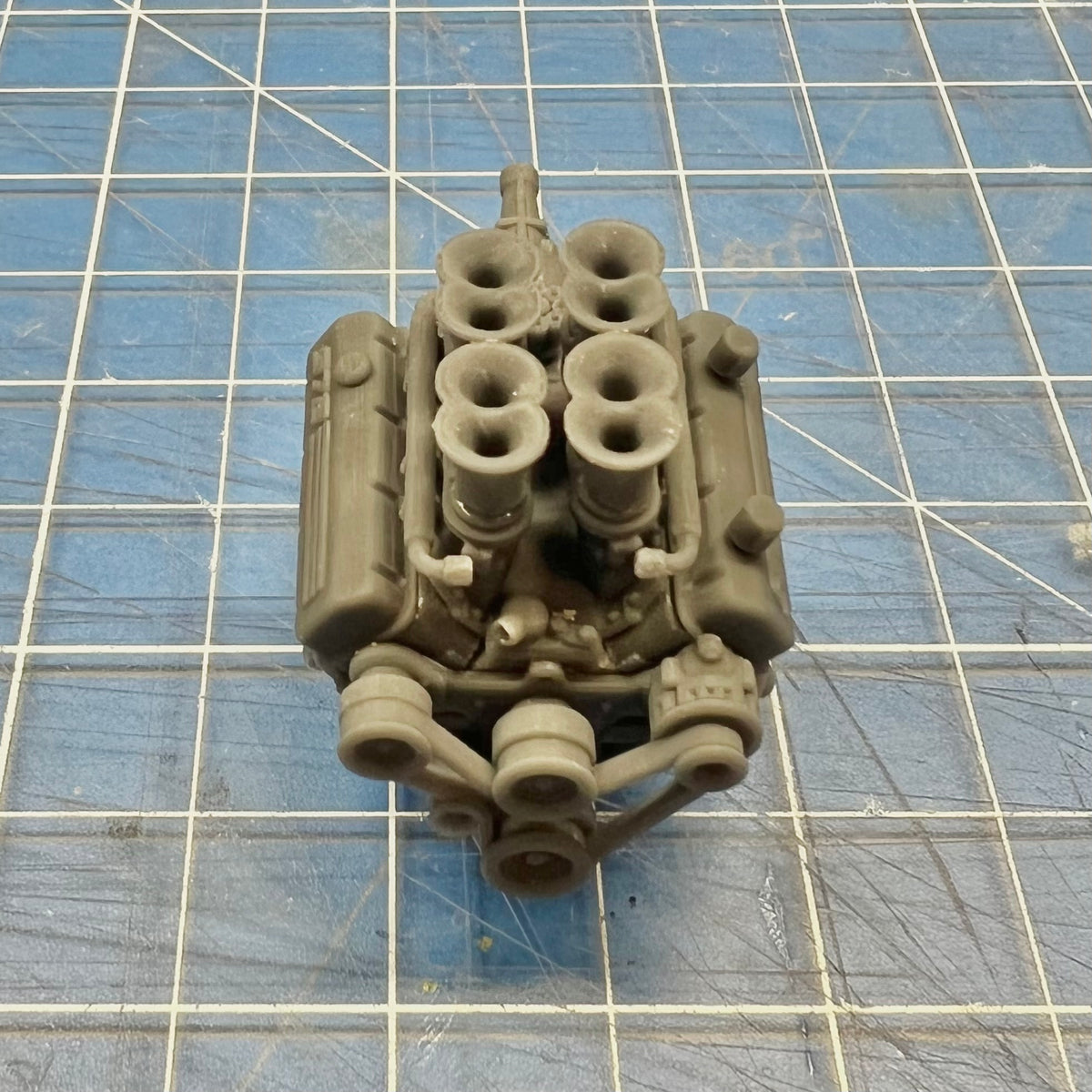 1/25 Scale Chevy 572 Engine Model Kit - With Cross Ram Air Intake Manifold